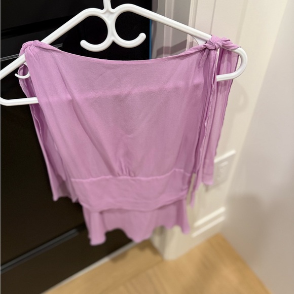 Elegant Lavender Women's Top - Picture 3 of 7